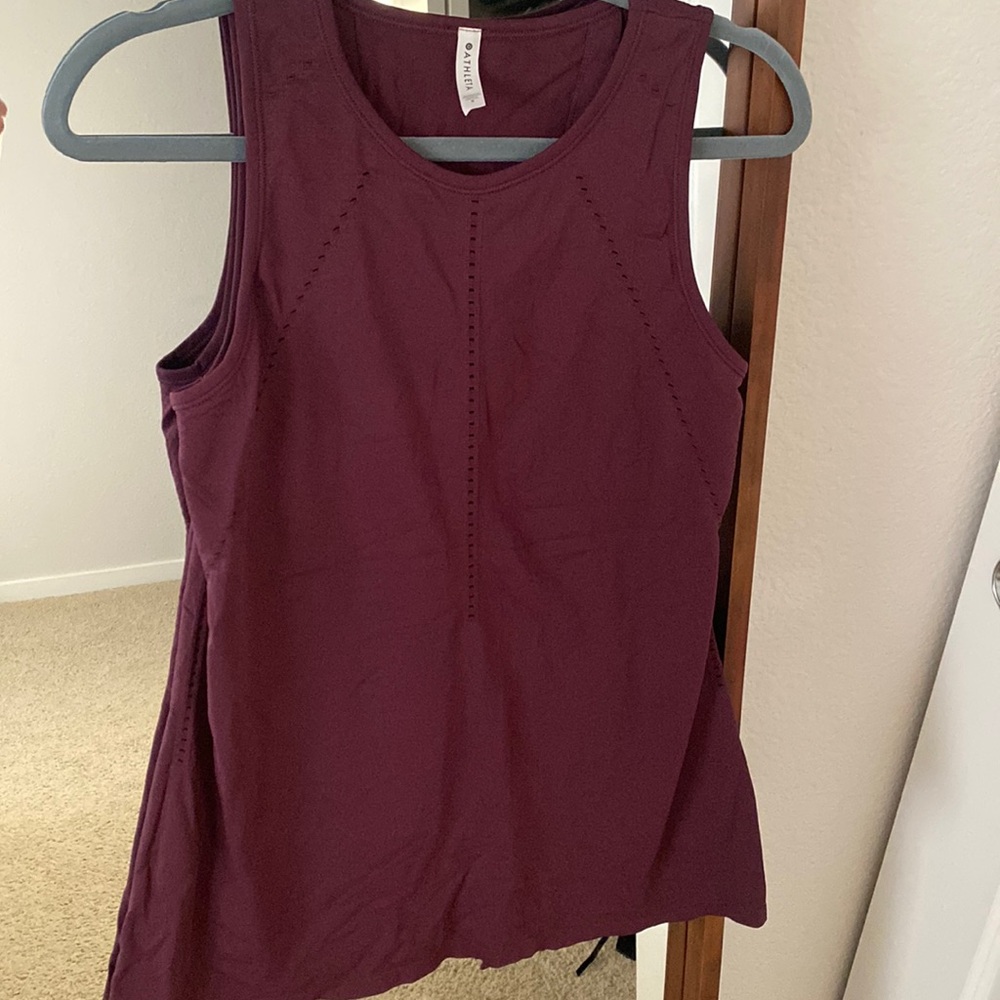 Athleta women’s workout top